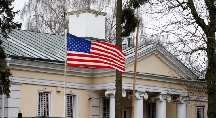 Estados Unidos pide a sus ciudadanos que eviten ir a Bielorrusia o que abandonen la nación de inmediato