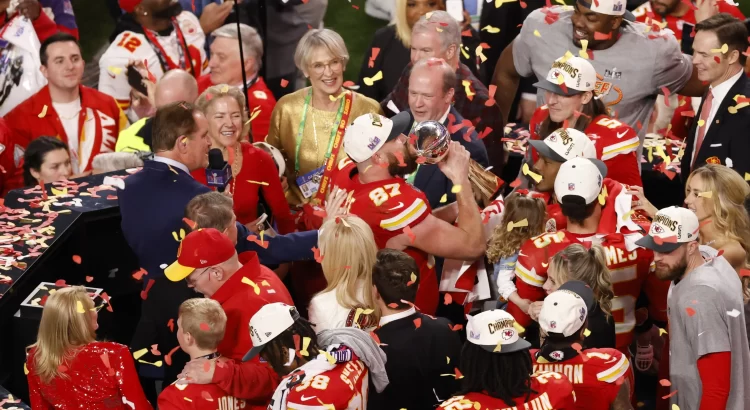 Taylor Swift celebra con los Kansas City Chiefs en Las Vegas después del Super Bowl LVIII