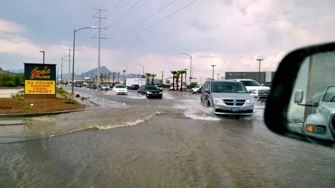 Se emite una advertencia de inundación repentina para el noroeste de Las Vegas en medio de un clima tormentoso