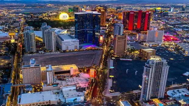 Los visitantes cayeron por sexto mes consecutivo en Las Vegas