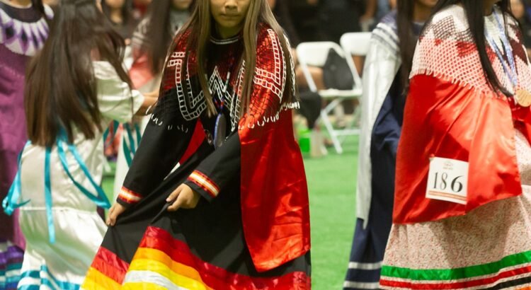 Los nativos americanos del sur de Nevada construyen el futuro mientras mantienen vivas sus tradiciones Los nativos americanos del sur de Nevada construyen el futuro mientras mantienen vivas sus tradiciones