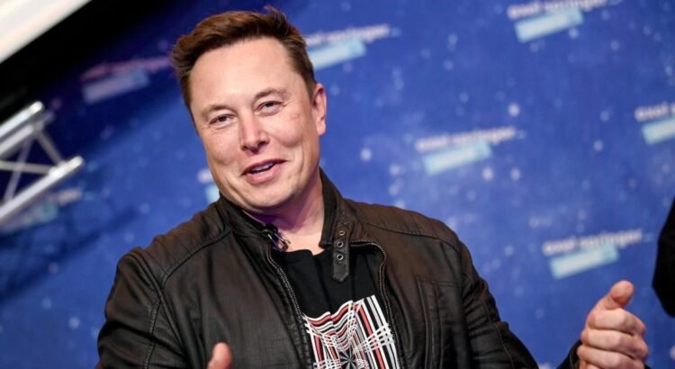 Elon Musk llama a la “abolición” de la Unión Europea tras la multa de Bruselas a X